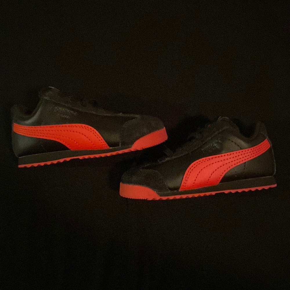 PUMA ROMA Toddler sneakers size 5 , Japan Art of sports edition